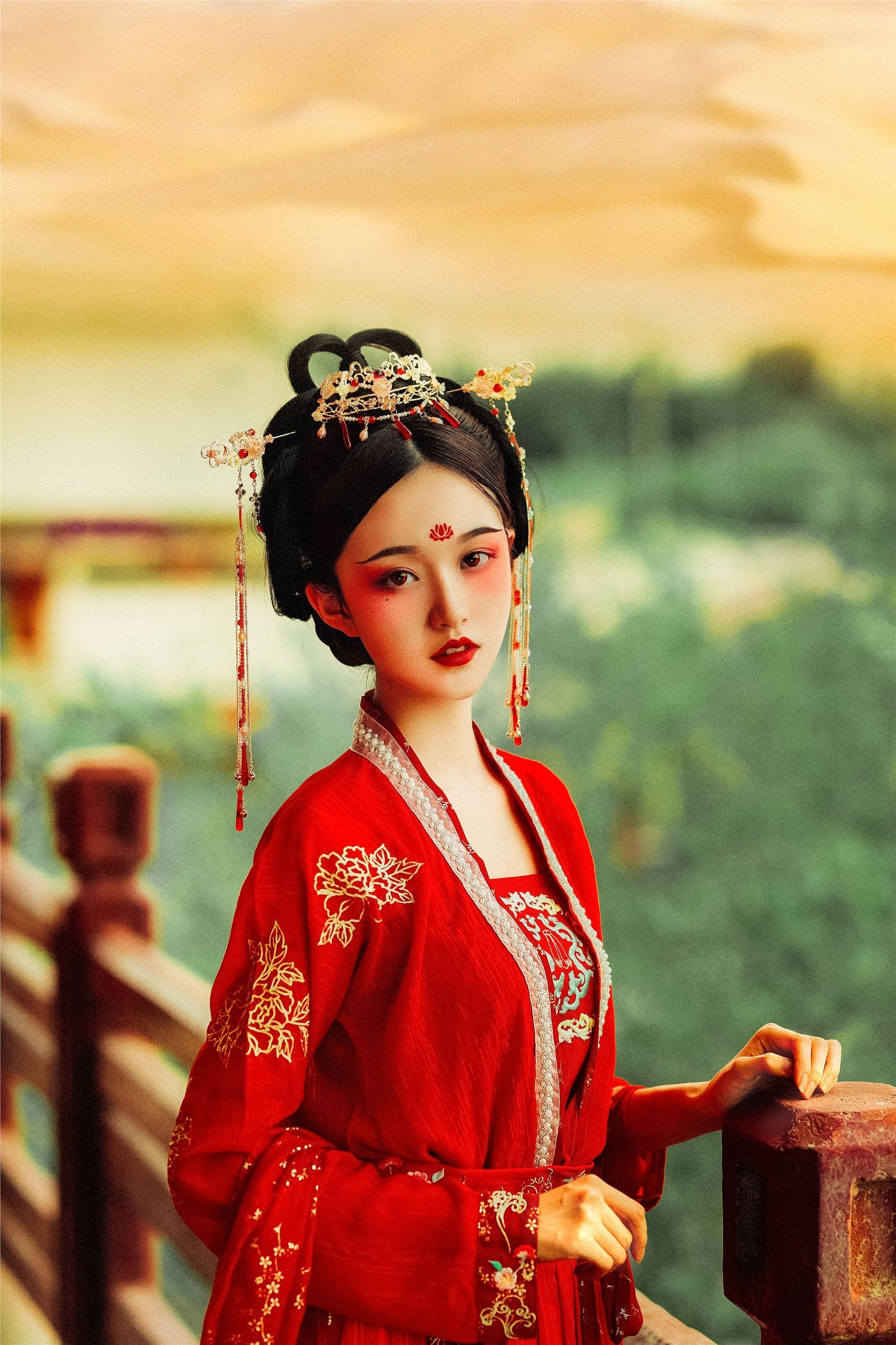 YITUYU艺图语 2021.08.23 梦千年 沧霁桔梗